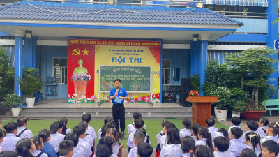 CÔNG TRÌNH MĂNG NON “LỚP EM TREO ẢNH BÁC HỒ” NĂM HỌC 2025 – 2026