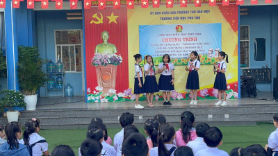 TRƯỜNG TIỂU HỌC PHÚ THỌ TỔ CHỨC BUỔI SINH HOẠT CHUYÊN ĐỀ "PHÒNG CHỐNG TAI NẠN THƯƠNG TÍCH"