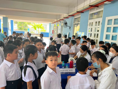 Trường Tiểu học Phú Thọ - Khám sức khỏe toàn dân đợt 2