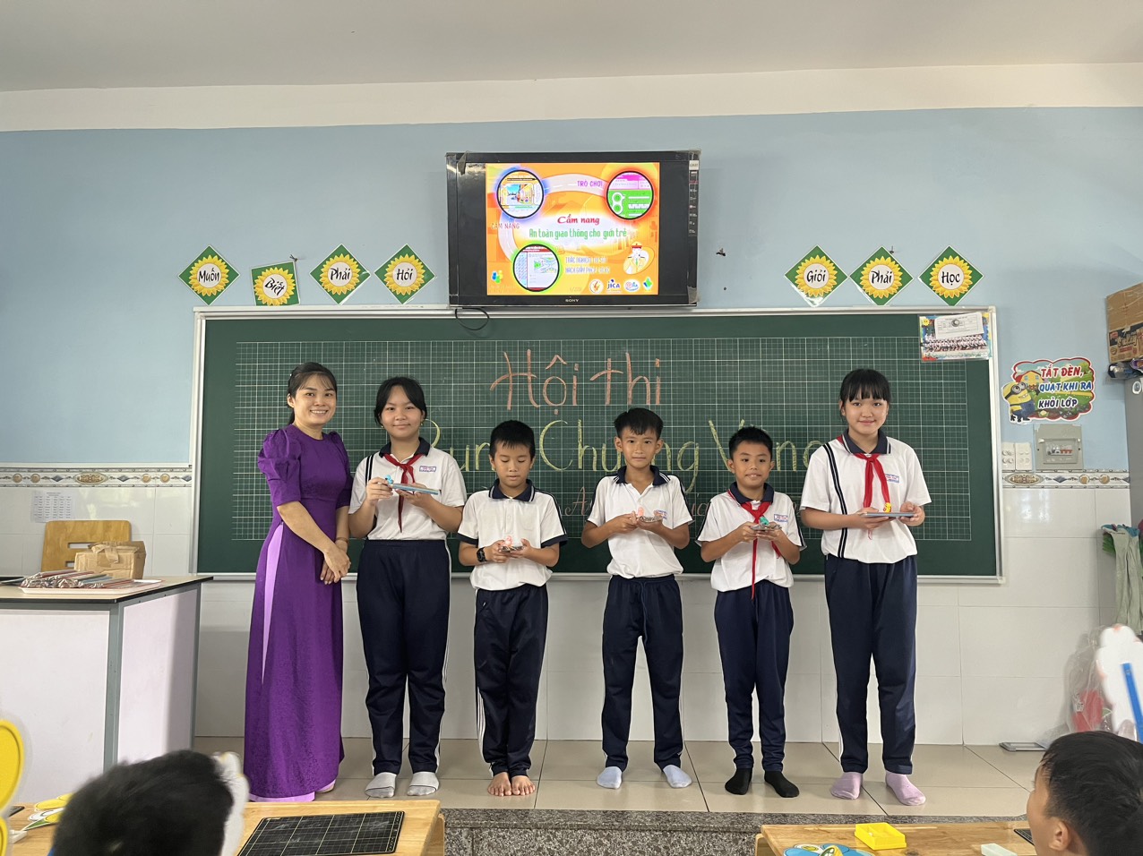 Hưởng ứng "Ngày Pháp Luật 9-11-2022"