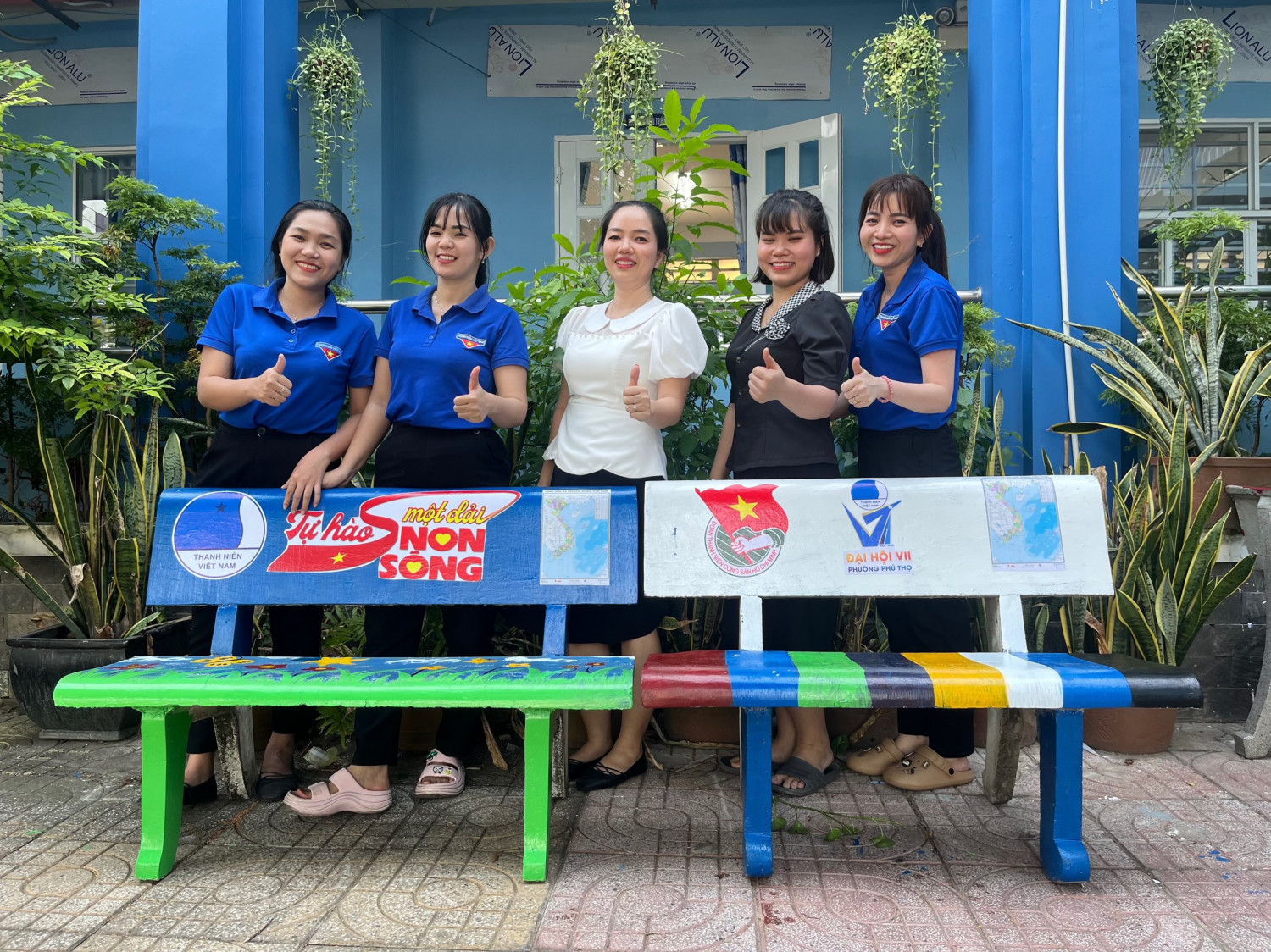 ĐOÀN VIÊN CHI ĐOÀN TRƯỜNG TIỂU HỌC PHÚ THỌ THỰC HIỆN CÔNG TRÌNH THANH NIÊN CHÀO MỪNG ĐẠI HỘI ĐẠI BIỂU HỘI LHTN VIỆT NAM PHƯỜNG PHÚ THỌ LẦN THỨ VII, NHIỆM KỲ 2024 – 2029