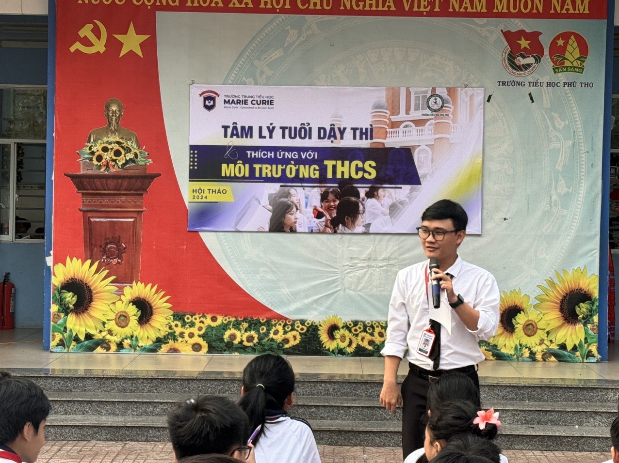 LIÊN ĐỘI TIỂU HỌC PHÚ THỌ TỔ CHỨC SINH HOẠT CHUYÊN ĐỀ "TÂM LÝ TUỔI DẬY THÌ THÍCH ỨNG VỚI MÔI TRƯỜNG TRUNG HỌC CƠ SỞ"