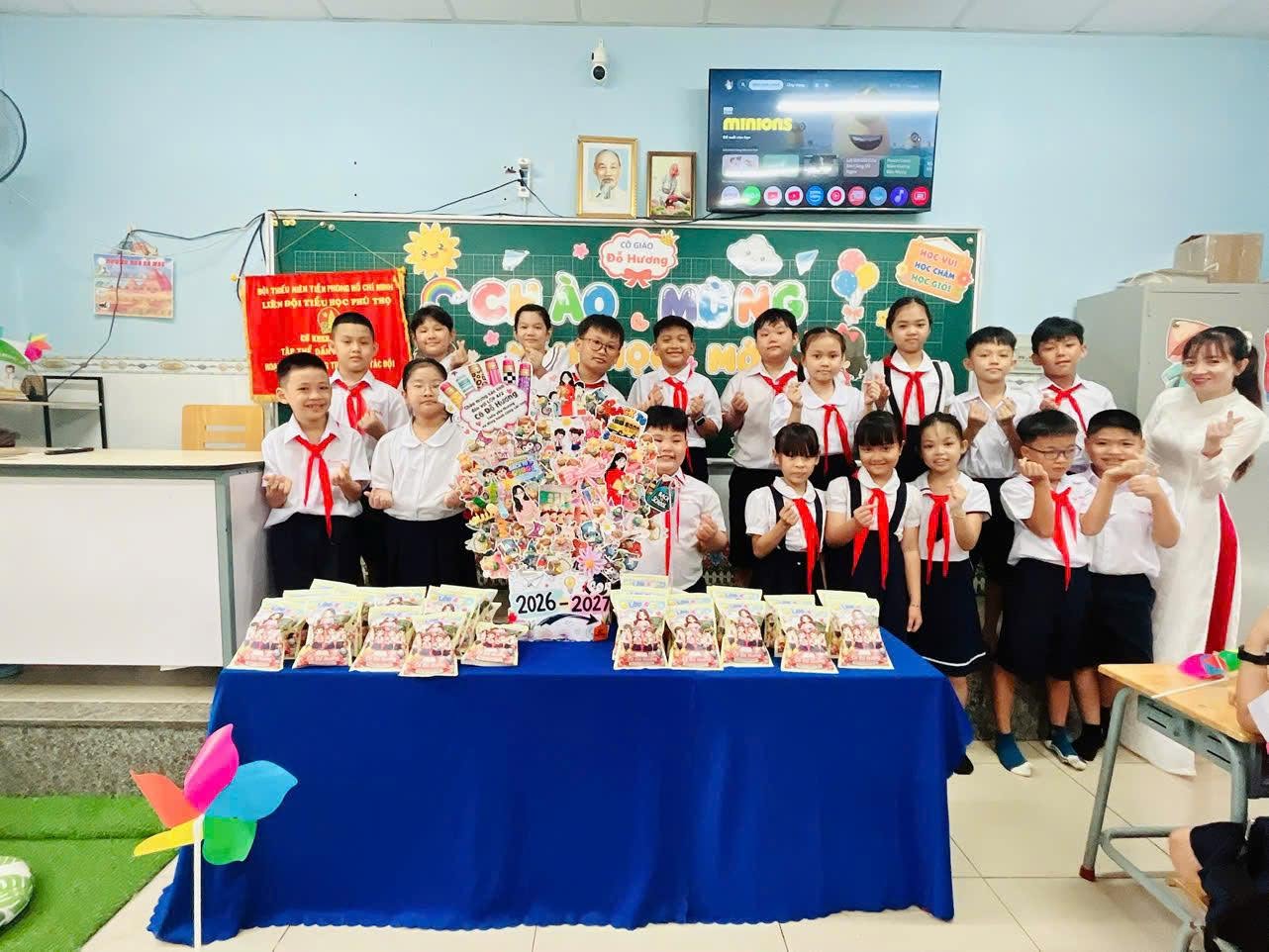 HÂN HOAN CHÀO ĐÓN CÁC EM HỌC SINH TỰU TRƯỜNG – KHỞI ĐẦU HÀNH TRÌNH NĂM HỌC MỚI RỰC RỠ!